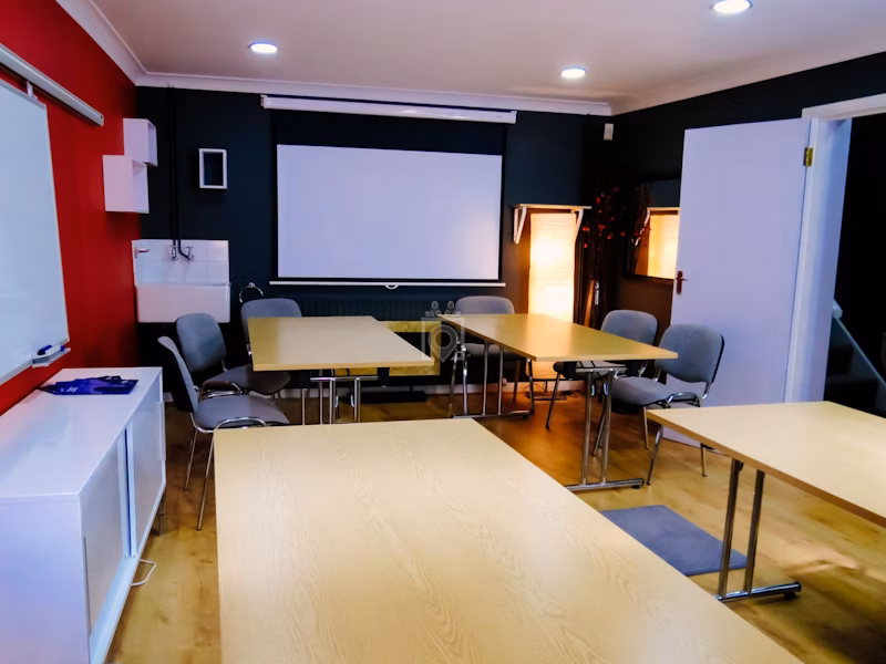 1 Modern coworking space in Surbiton